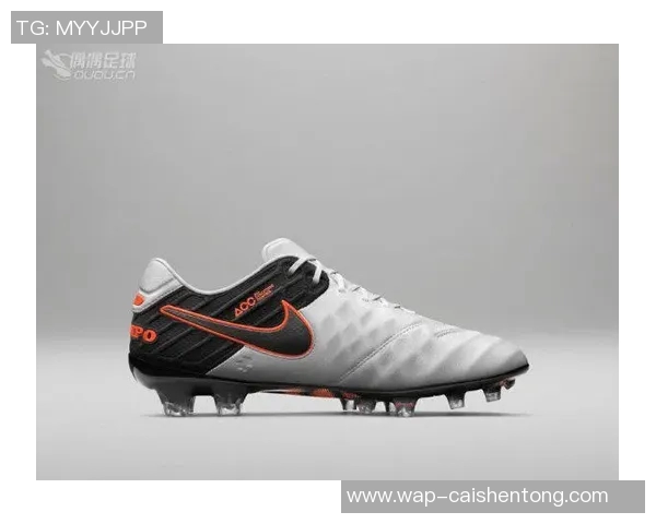 探索足球鞋Nike的创新科技与卓越性能助力球场表现 探索足球鞋Nike的创新科技与卓越性能助力球场表现